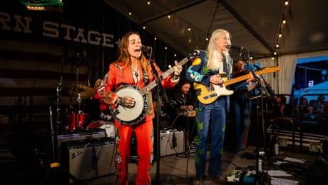 Julien Baker und Mackenzie Scott: Country, aber queer