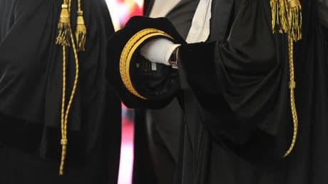 La Consulta uccide il papà (e anche la democrazia)