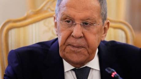En direct, guerre en Ukraine : le déploiement d’un contingent européen serait « inacceptable » pour la Russie, avertit Sergueï Lavrov