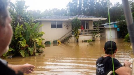 30.000 Australiërs geïsoleerd en zonder stroom door overstromingen