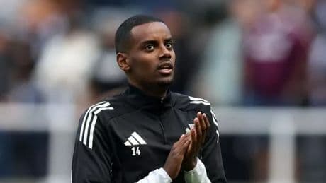 Alexander Isak to come face-to-face with Newcastle fans as Eddie Howe makes decision