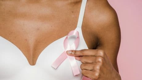 "Screening al 50%. Serve maggiore prevenzione per i tumori al seno". L'allarme lanciato dalle associazioni