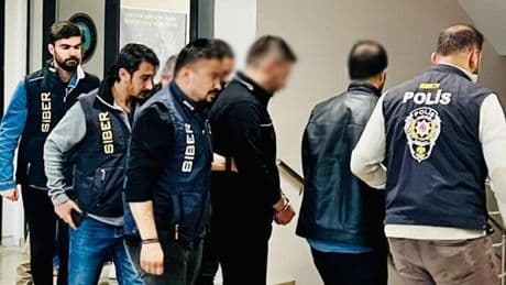 Dolandırıcılık operasyonuna 13 tutuklama