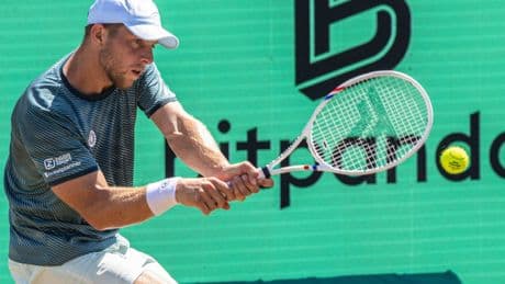 Tallon Griekspoor werkt in Bastad 5 matchpoints weg en treft Jesper de Jong in volgende ronde