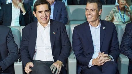 Los empresarios catalanes envían una carta a Sánchez para pedir que paralice la opa de BBVA al Sabadell