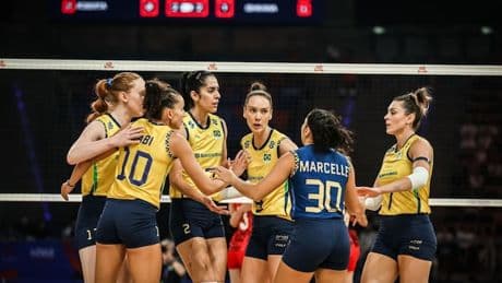 <p style="margin-bottom: 11px;"><span style="font-size: 11pt;"><span style="line-height: 107%;"><span style="font-family: Arial,sans-serif;">VNL Finals: stasera Italia-Brasile per il titolo</span></span></span></p>