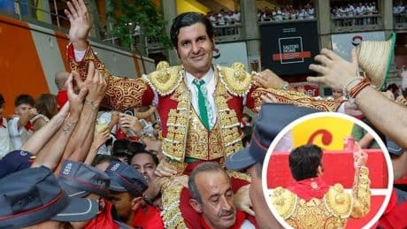 Morante de la Puebla la lía en Pamplona: puerta grande y peineta al tendido de Sol