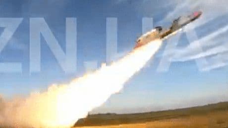 Ukraine stellt neues Geschoss vor: Rakete mit 3.000 Kilometer Reichweite?