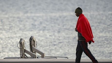Roban un barco en Cádiz y lo devuelven después de hacer un viaje para traer a inmigrantes