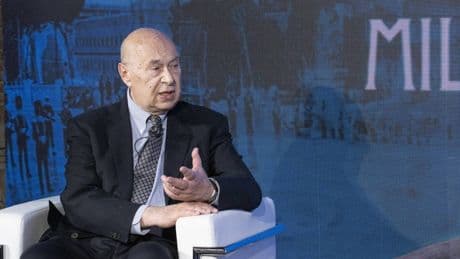 "La Nato non esiste più. Israele? Sta sbagliando"