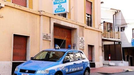 Rapina il Carrefour di Ventimiglia, arrestato un 43enne