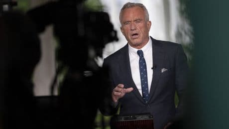 Witte Huis past rapport Kennedy aan na kritiek over verzonnen studies en vondst AI-sporen