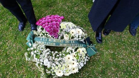 Homosexuels déportés : pourquoi la reconnaissance des « triangles roses » a été si tardive
