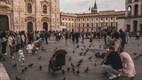 La crisis de natalidad y la pérdida de jóvenes están llevando a Italia a un escenario incierto: ser la Japón de Europa