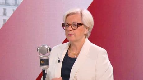 "Je pense tout l'inverse": Catherine Vautrin marque sa différence avec Retailleau sur la fin de vie