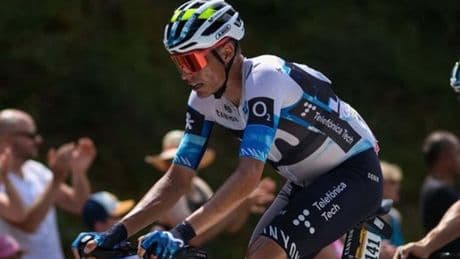 Enric Mas se queda sin gas en el Mont Ventoux