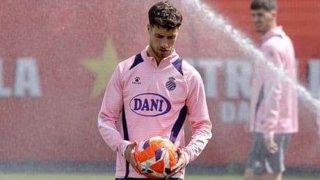Puado, sin rodeos ante el Barça: "Jugamos en casa, somos el Espanyol y esperamos ganar"
