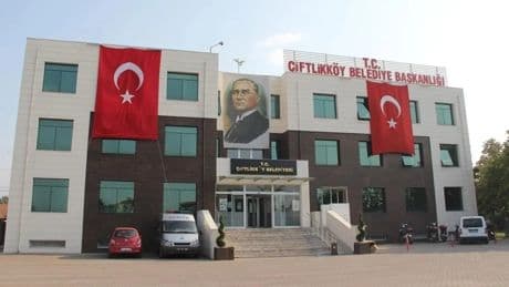 Neslihan Bahadır baskı ve hakaretlere dayanamadı: CHP’den istifa etti!