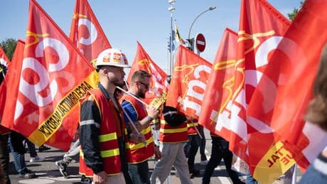 Manifestation du 1er mai : ArcelorMittal, menaces sur l'emploi, « trumpisation du monde » au coeur des cortèges en France