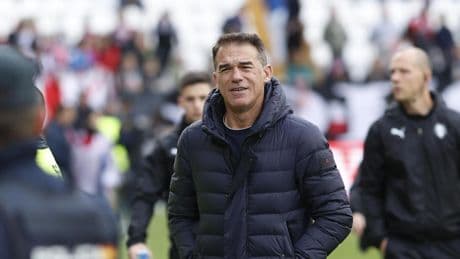 El equipo que se ha entrometido en el fichaje de Luis García Plaza por el Valladolid