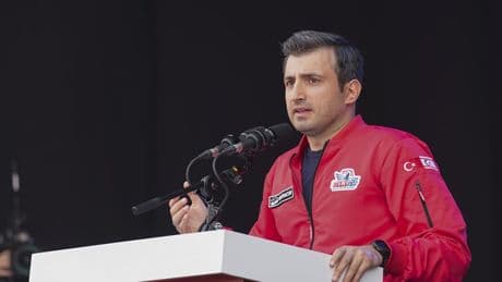 Selçuk Bayraktar'dan TEKNOFEST İstanbul'a davet: Rotamız belli, hedefimiz büyük