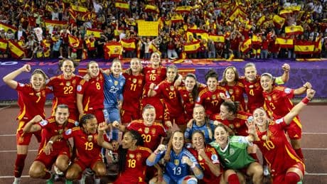La revolución futbolística de España, a las puertas de la triple corona