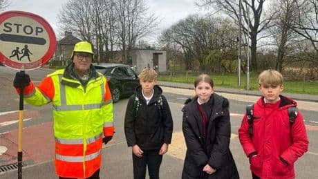 Hundreds sign petition to save beloved Bridge of Allan lollipop man from axe
