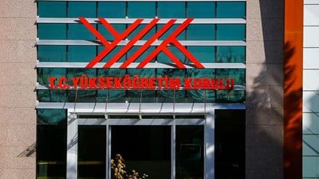 Öğrenci ve ailelere uyarı: FETÖ bağlantısı olan bu üniversiteler YÖK tarafından tanınmıyor