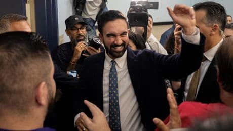Mamdani's far-left allies aim to primary Hakeem Jeffries and other NYC House Democrats
