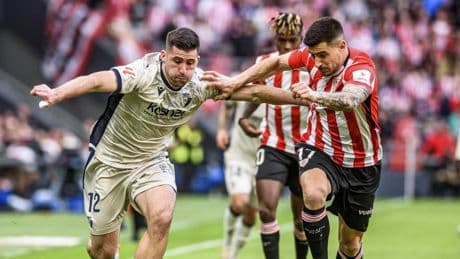 Osasuna empieza a asumir la salida de Areso