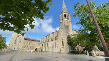 Avignon: le prêtre de Montfavet injurié, une enquête ouverte