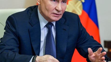 Putin condemns Israel’s attack in call with Trump and offers to mediate.