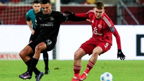 Fußball: Köln holt Düsseldorfs Johannesson