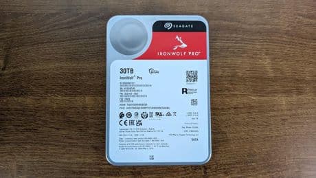 Die bislang größte Festplatte: Seagate IronWolf Pro 30TB im Test