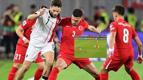 Türkiye maçında kritik pozisyon! VAR'dan gol kararı çıktı