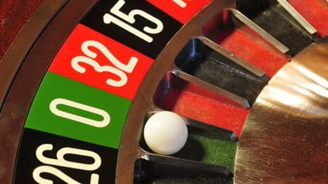 El número de jugadores online sube un 20% con los bonos de bienvenida de las casas de apuesta y Consumo plantea prohibirlos