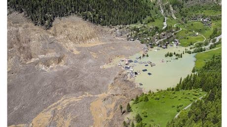 Bergsturz in Blatten (Schweiz) - Hier frisst die Gletscher-Lawine das idyllische Dorf