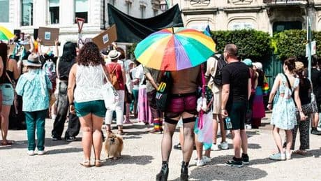 Colin Giraud, sociologue : « Certains préfèrent vivre leur homosexualité à distance des lieux de visibilité »