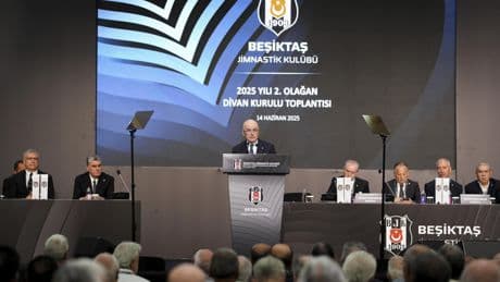 Beşiktaş Kulübü divan kurulu toplantısı: Beşiktaş'ın borcu 16 milyar 463 milyon 665 bin 972 TL olarak açıklandı