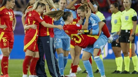 España, patas arriba: "El entrenador de porteras me lo había dicho, lo teníamos estudiado. ¡Vamos!"