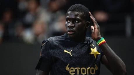 Fenerbahçe'ye Malick Diouf şoku! Transferi resmen açıklandı