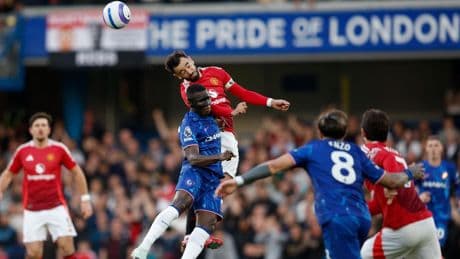 Chelsea en Aston Villa doen goede zaken in strijd om Champions League-voetbal