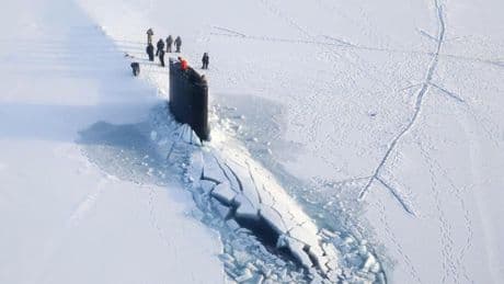 Trump ordena desplegar dos submarinos nucleares cerca de Rusia