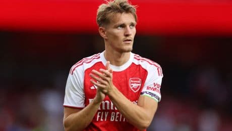 Arsenal star hits back at club legend after being told he ‘won’t win the Premier League’