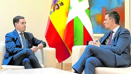 Sánchez tratará hoy de amarrar al PNV dando un acelerón en los traspasos a Euskadi