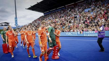 Duitsers halen in EK-finale alle trucs uit de kast: Oranje-keeper Meijer voor dichte deur