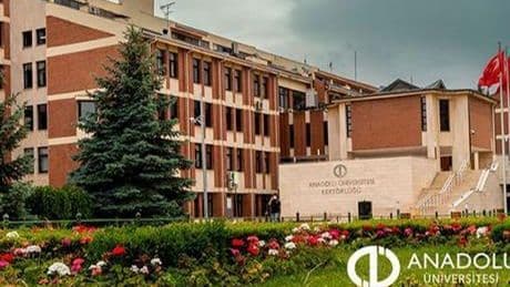 Anadolu Üniversitesi duyurdu: 2 Açıköğretim Fakültesi kapatıldı