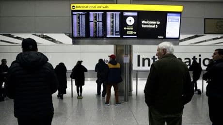 Radarstörung in London: Technischer Fehler legt britische Flughäfen lahm