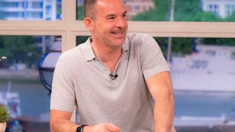 Martin Lewis issues 4-word warning to British tourists over Spanish cash points