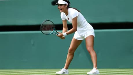 Wimbledon 2025 LIVE: Emma Raducanu vs Mimi Xu latest score and updates from Court One